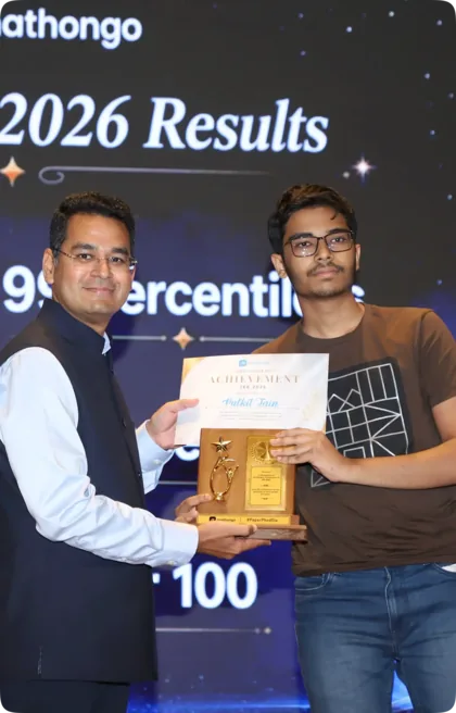Pulkit Jain receiving his MathonGo JEE 2026 felicitation
