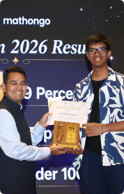 Shivansh Sinha receiving his MathonGo JEE 2026 felicitation