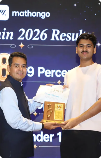 Vivan Sharma receiving his MathonGo JEE 2026 felicitation